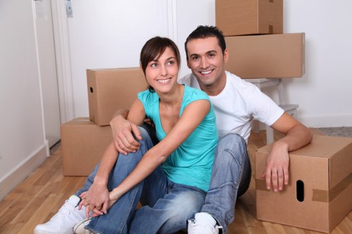 Commercial packing and unpacking for a local Longlands business