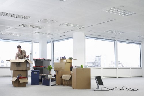 Careful loading of furniture and boxes for a Longlands move